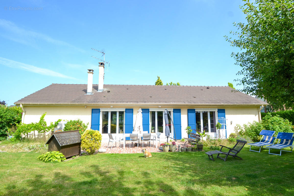 Maison à SAINT-WITZ