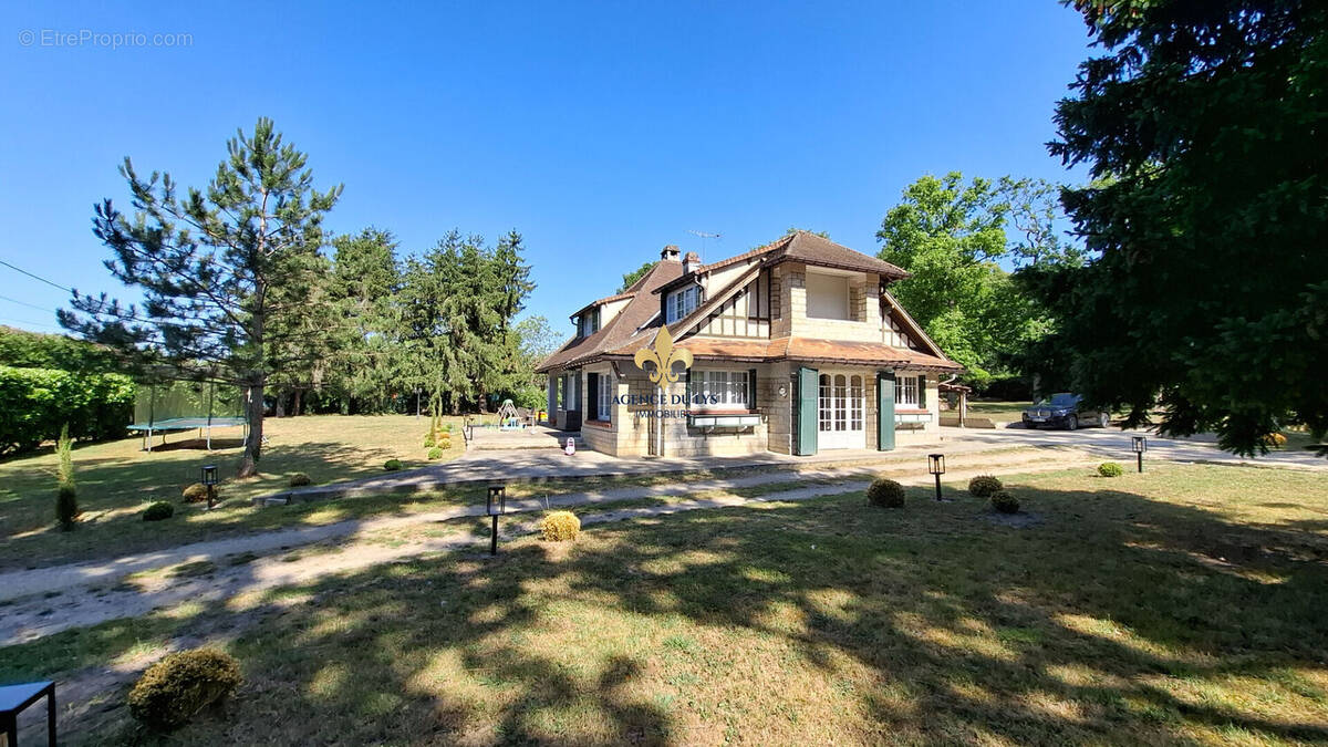 Maison à LAMORLAYE