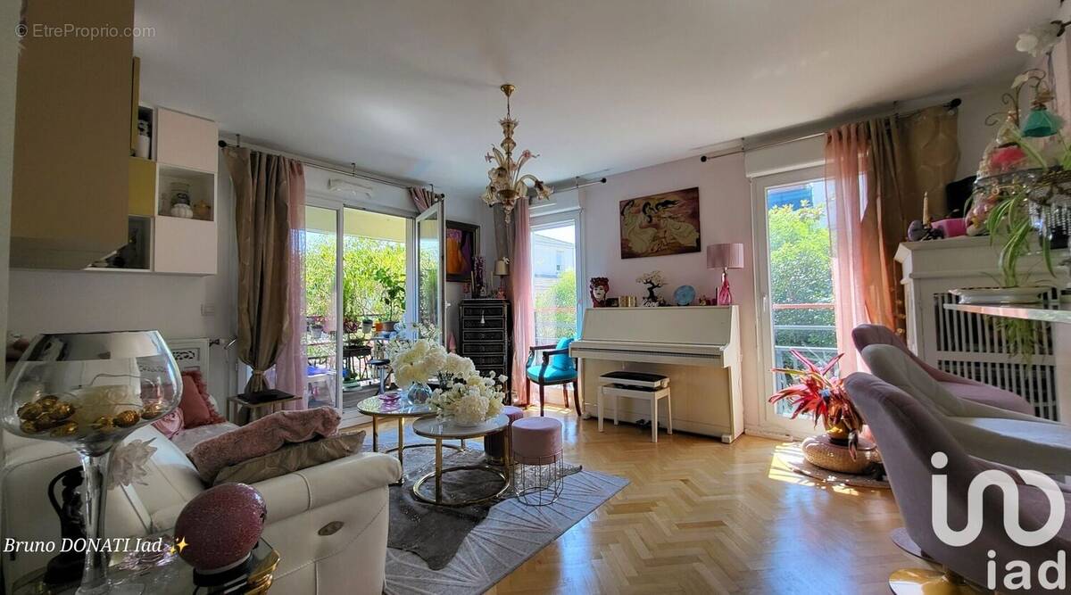 Photo 1 - Appartement à GENNEVILLIERS