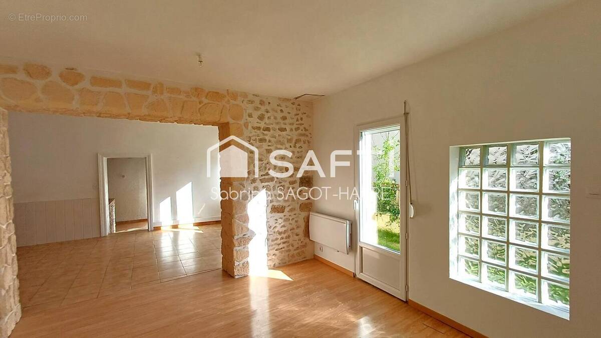 Photo 1 - Maison à BUZANCAIS
