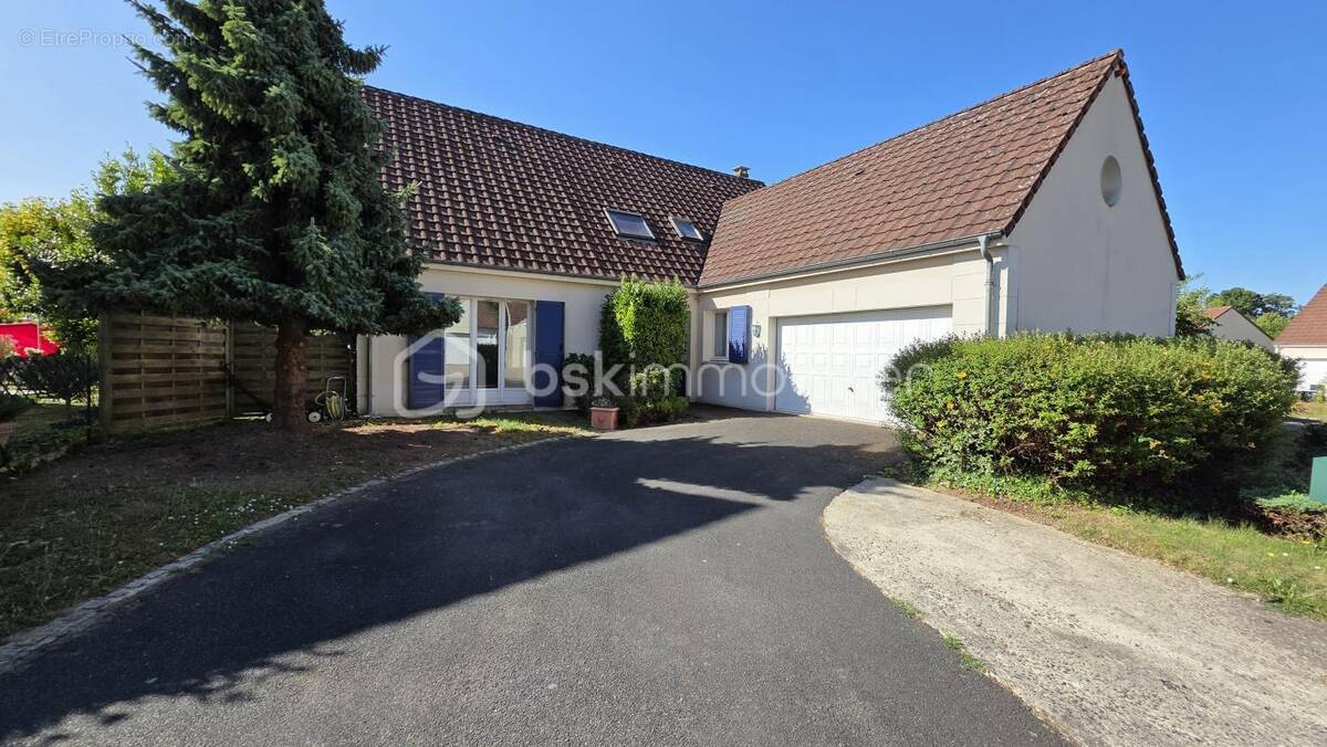 Maison à SAINT-GERMAIN-LES-CORBEIL