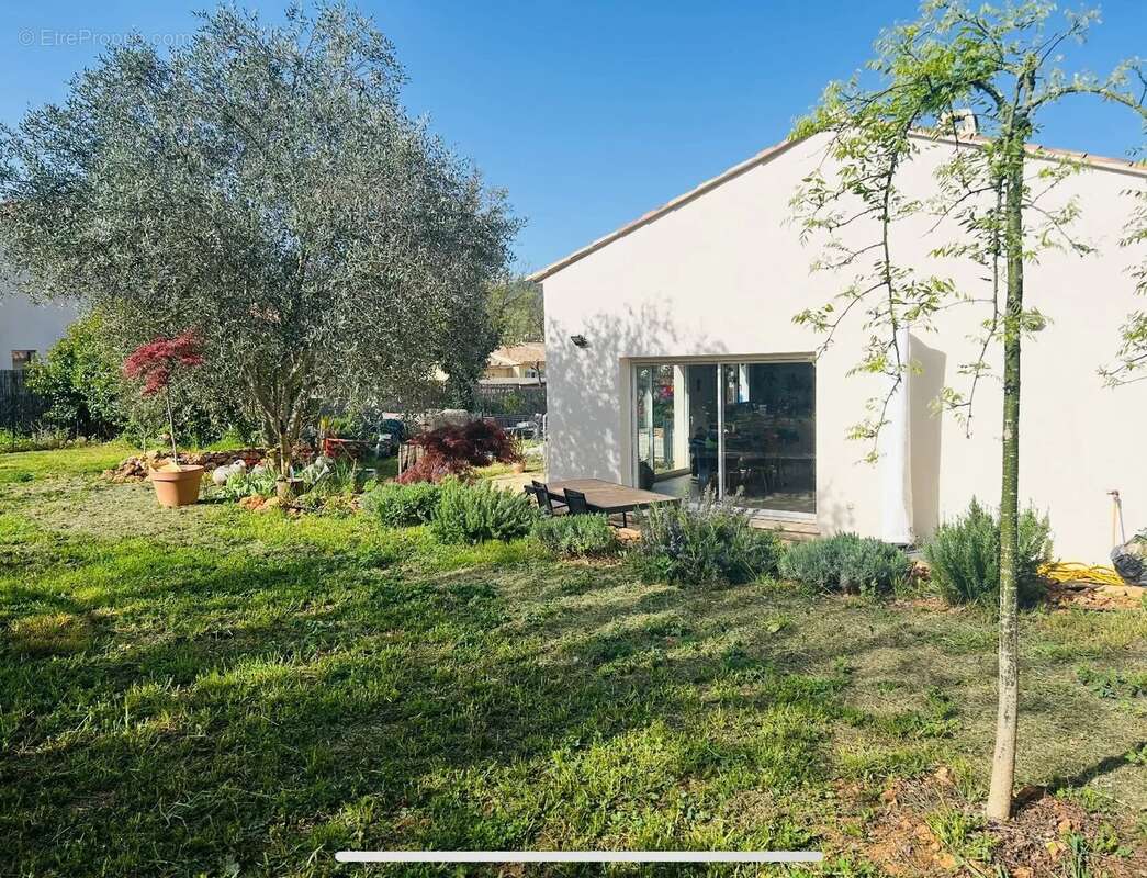 Maison à NANS-LES-PINS
