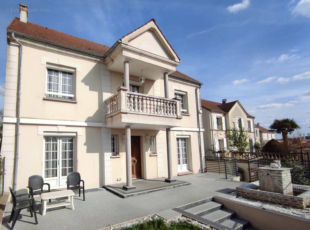 Maison à GROSLAY