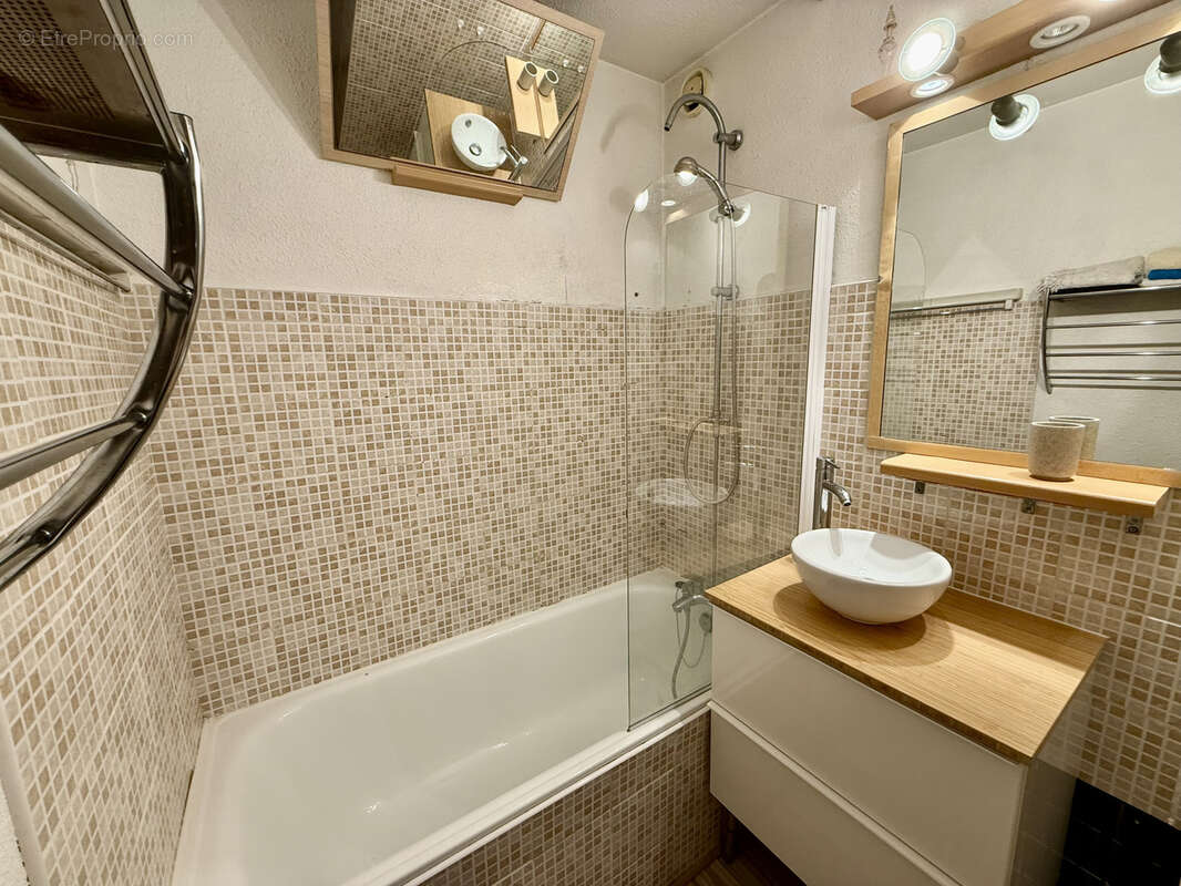 Appartement à MAUGUIO