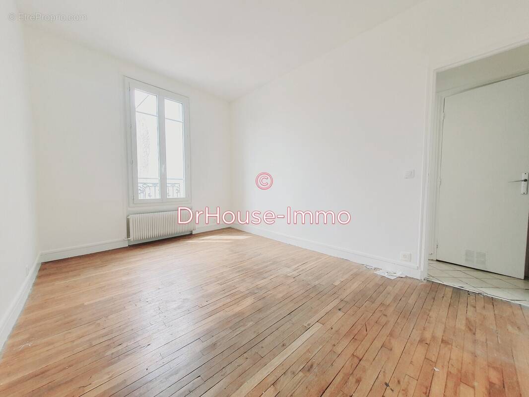 Appartement à COLOMBES