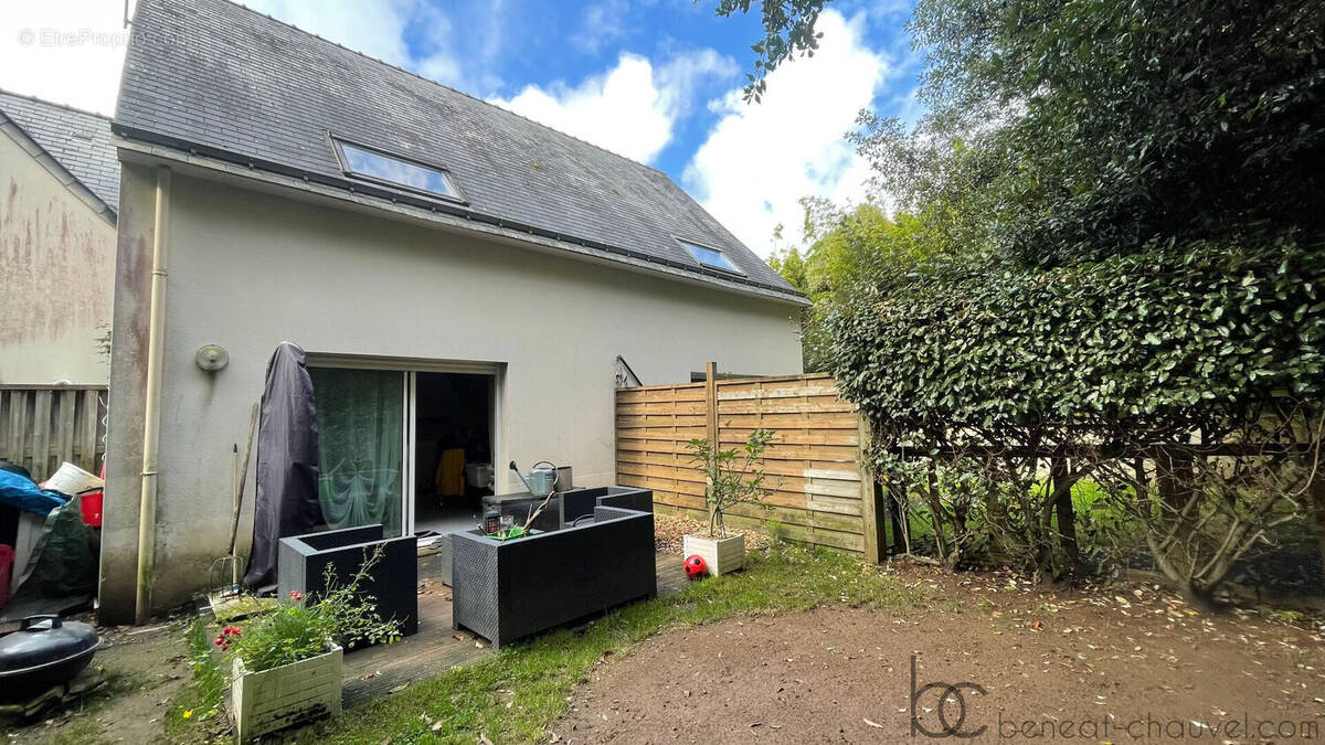 Maison à MEUCON