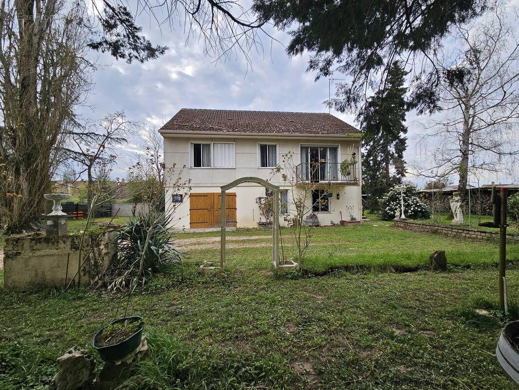 Maison à GERGY