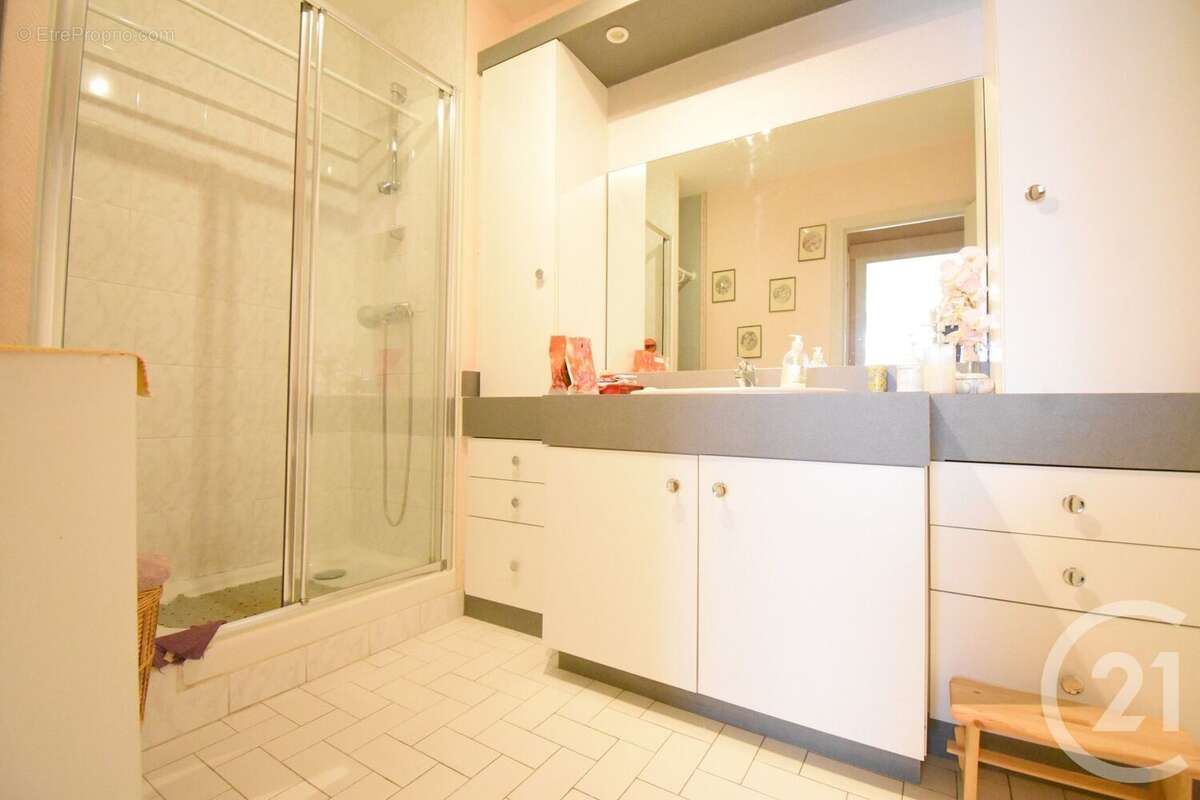 Appartement à VICHY