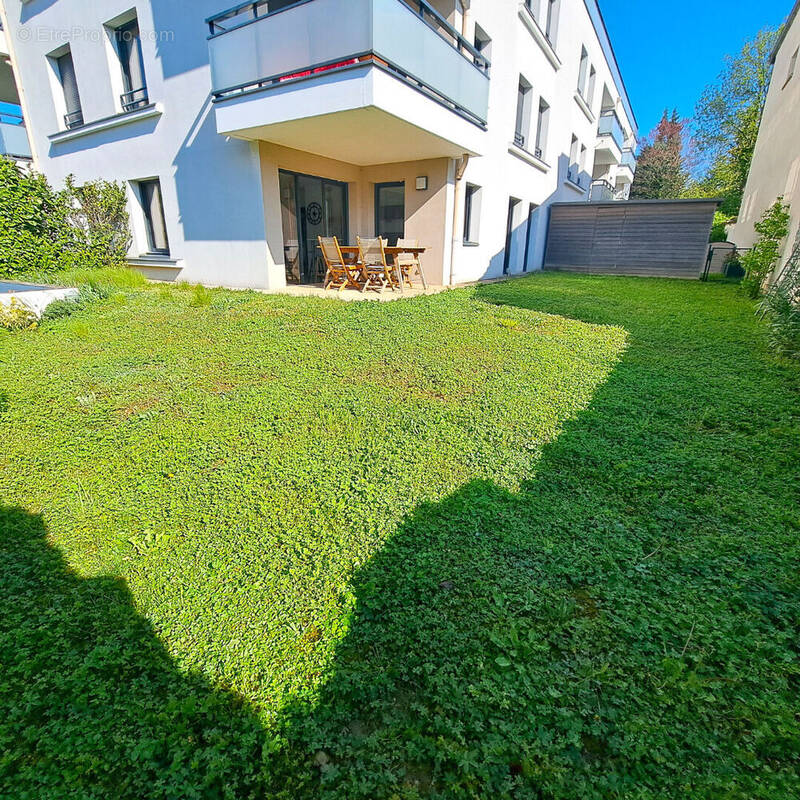 Appartement à CHAPONOST