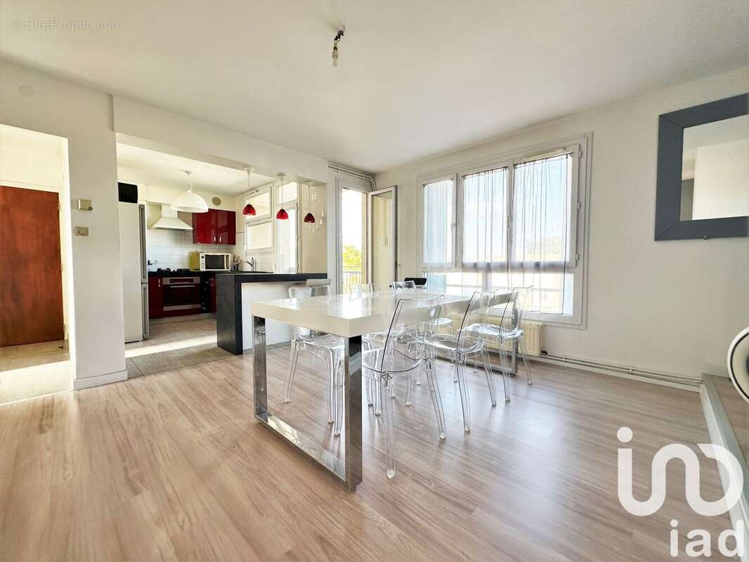 Photo 3 - Appartement à UZES