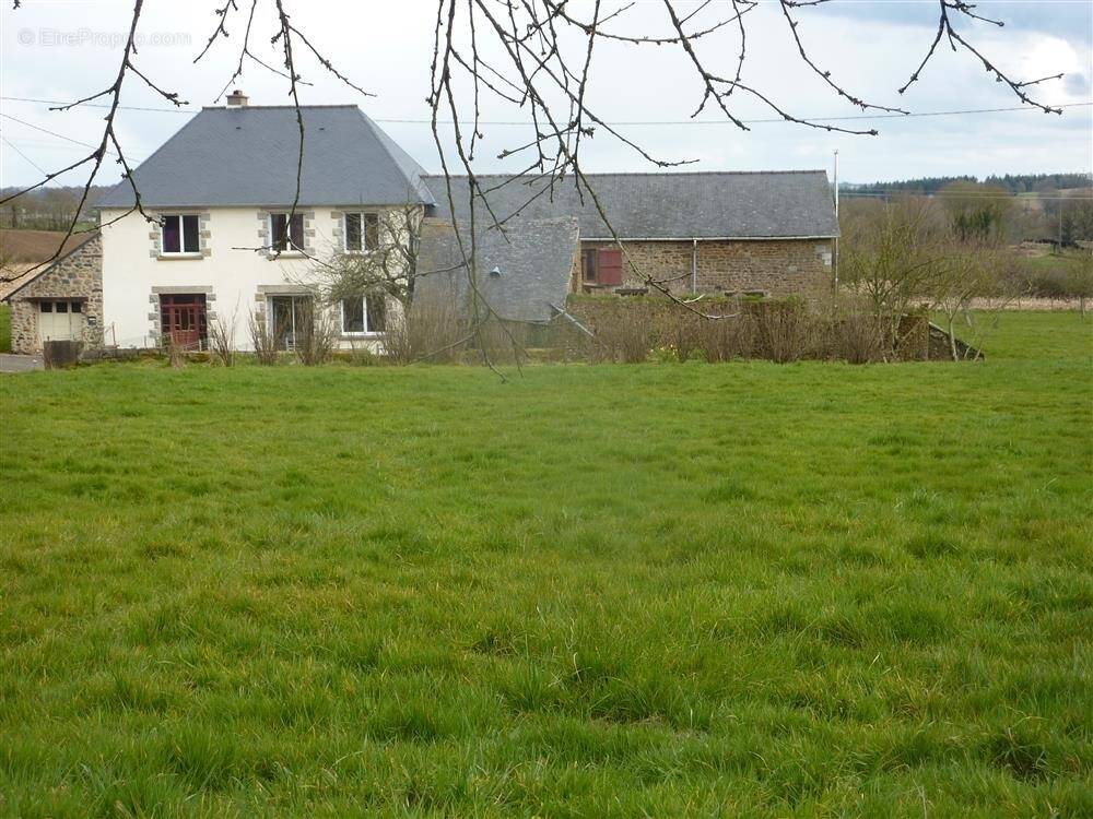 Maison à ERNEE