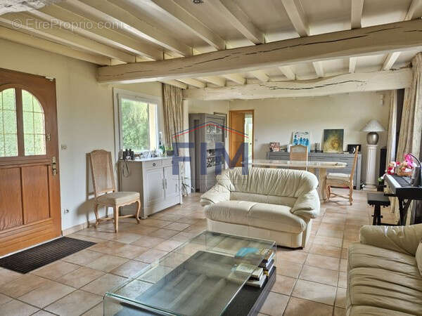 Maison à NEUFCHATEL-EN-BRAY
