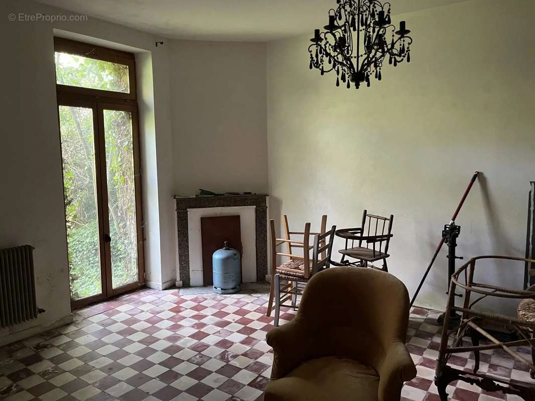 Maison à LATHUS-SAINT-REMY