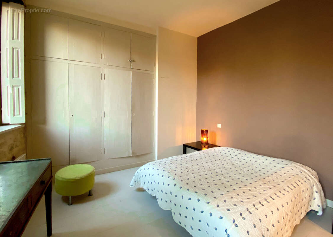Appartement à UZES
