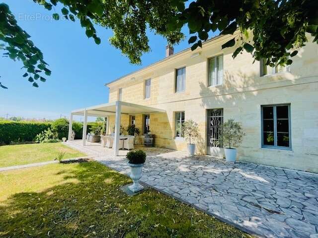 Maison à SAINT-ANDRE-DE-CUBZAC