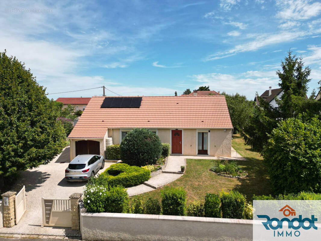 Maison à MARSANNAY-LE-BOIS