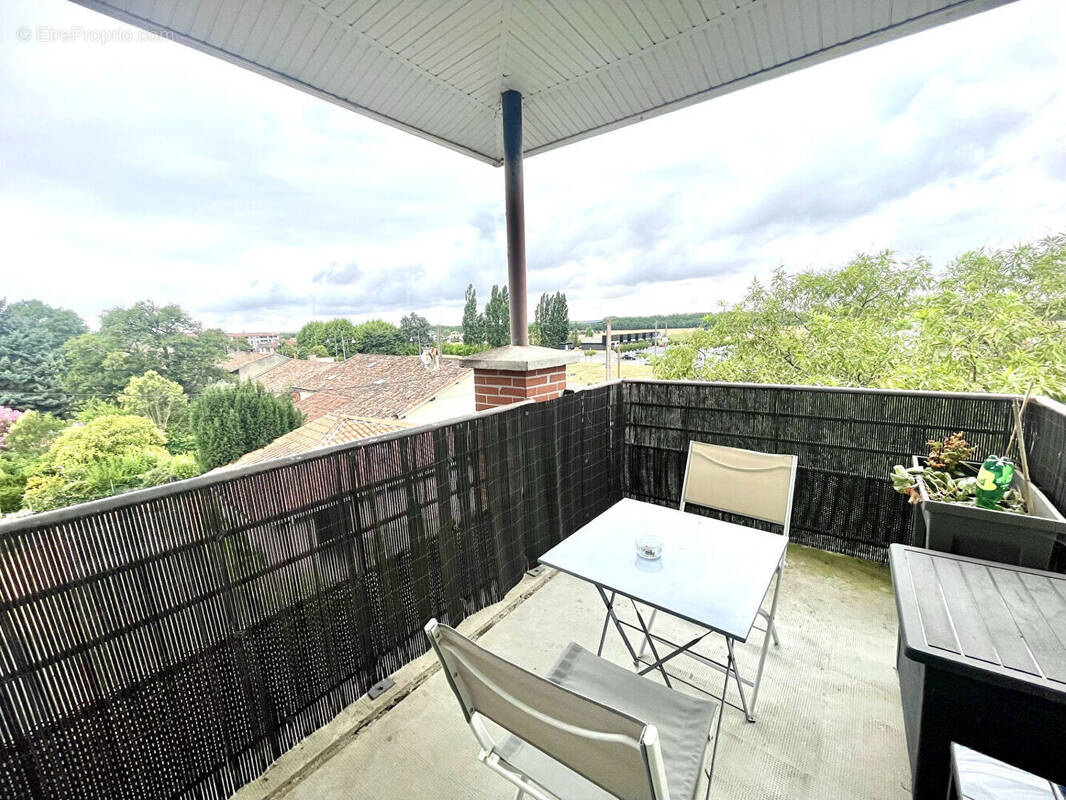 Appartement à POMPERTUZAT