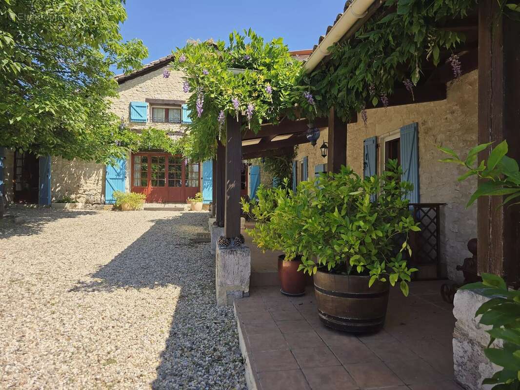 Maison à EYMET
