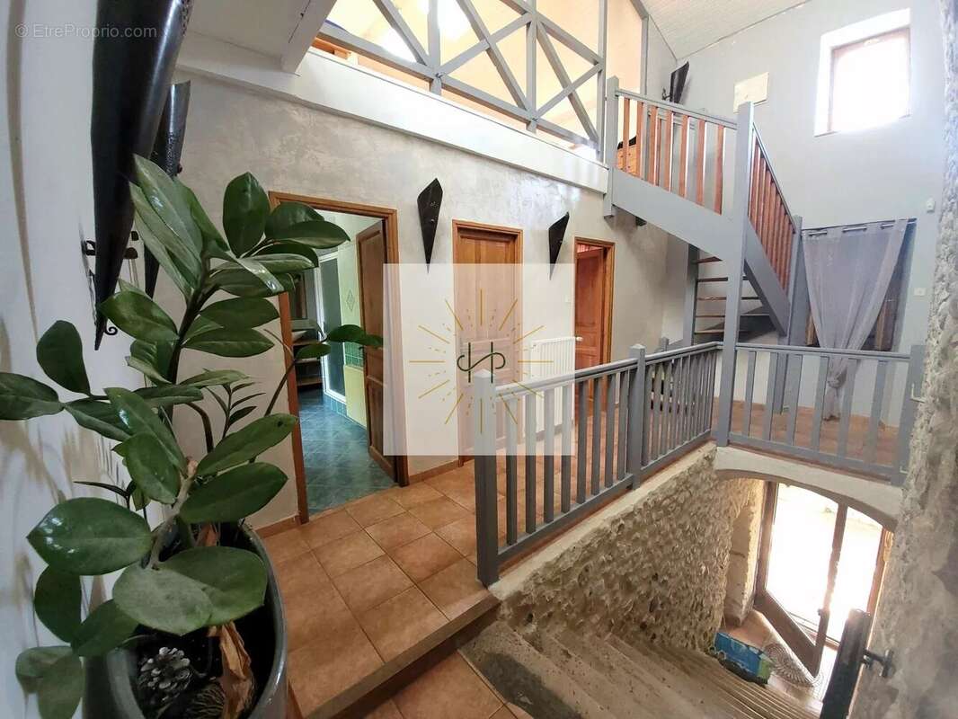 Maison à VIVIERS