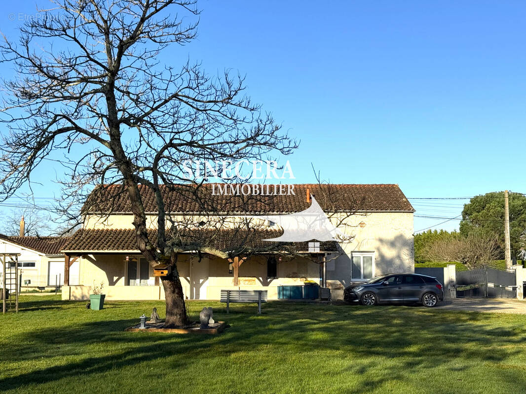 Maison à GARDONNE