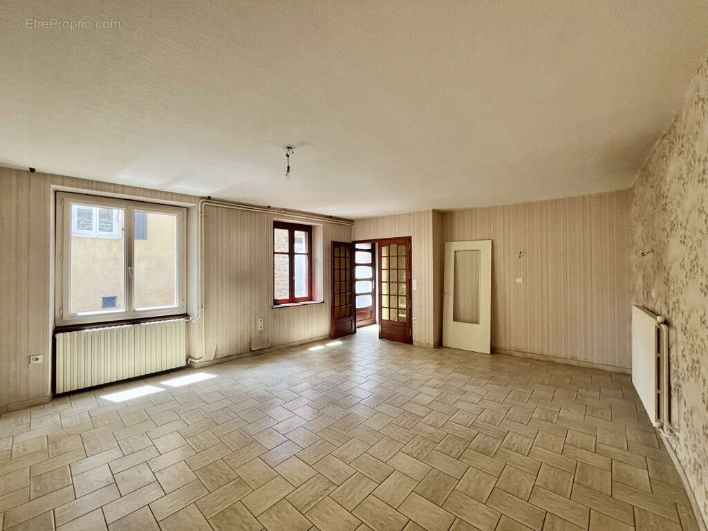 Maison à SAINT-DESIRAT