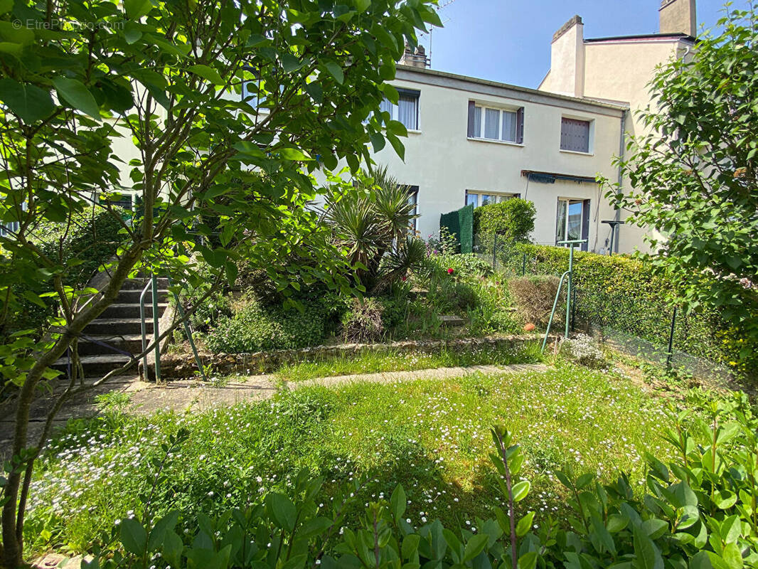 Maison à VILLEPREUX