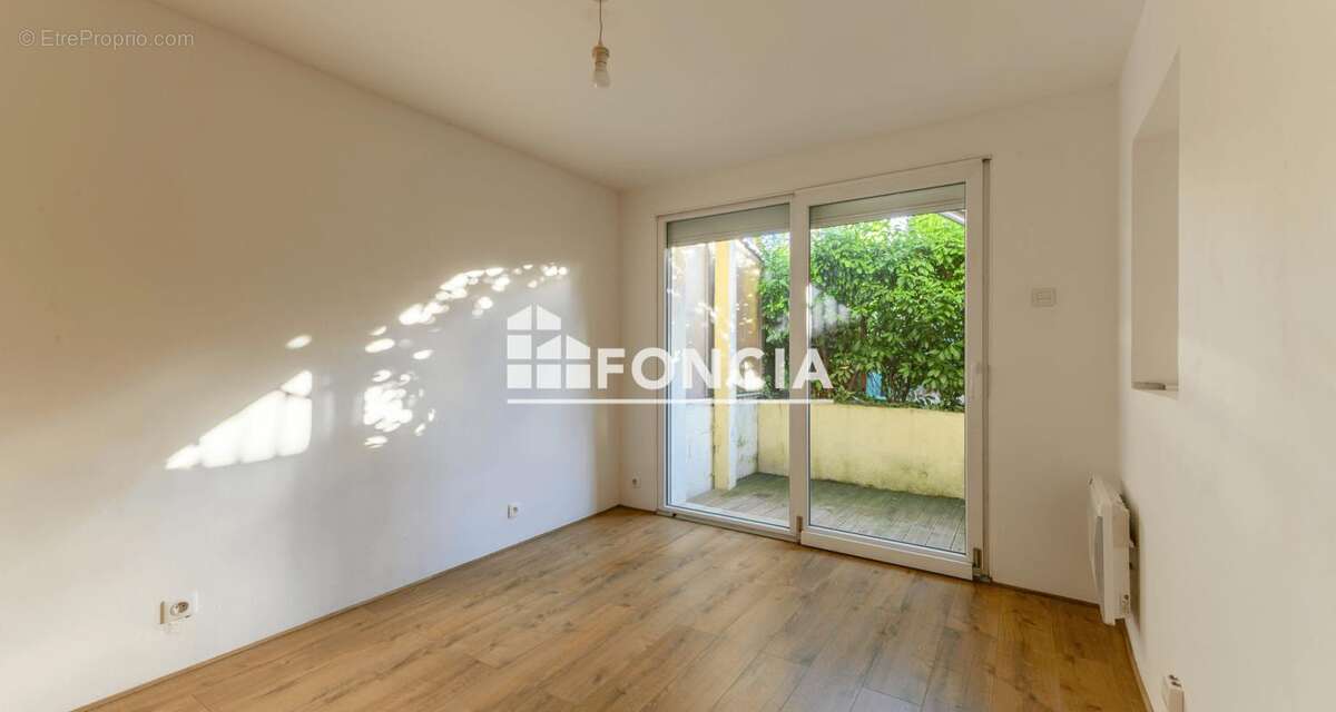 Appartement à MAGNY-LE-HONGRE