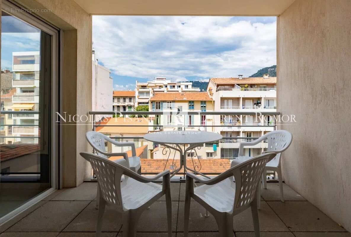 Appartement à NICE