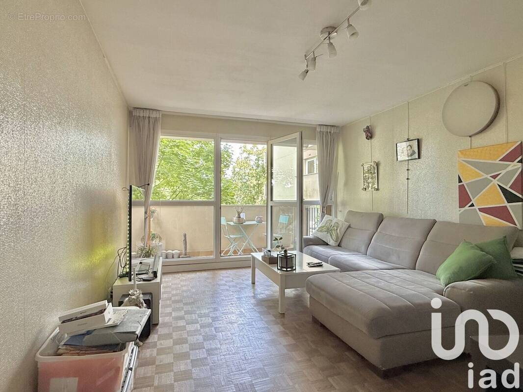 Photo 1 - Appartement à SAVIGNY-SUR-ORGE