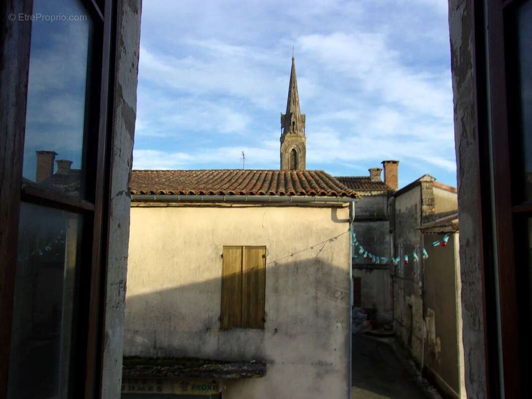 Maison à LEVIGNAC-DE-GUYENNE