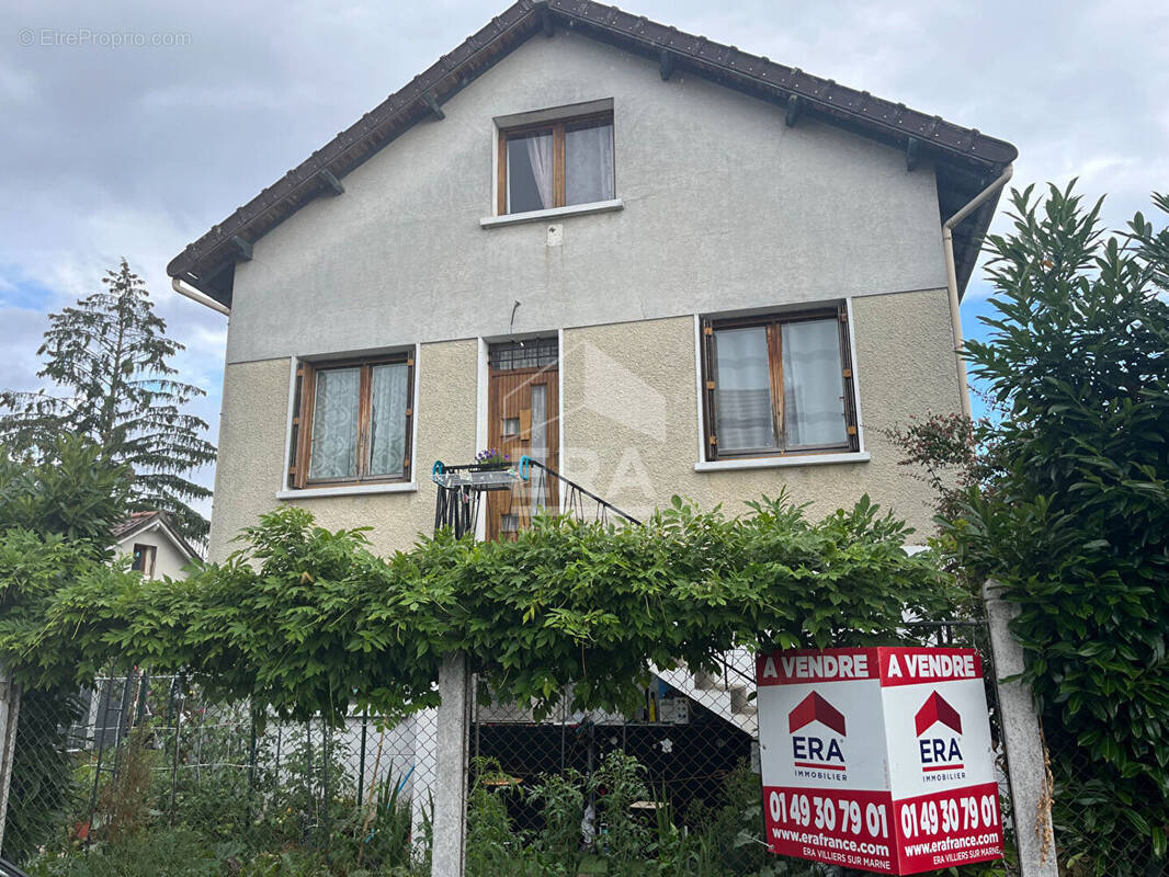 Maison à CHAMPIGNY-SUR-MARNE