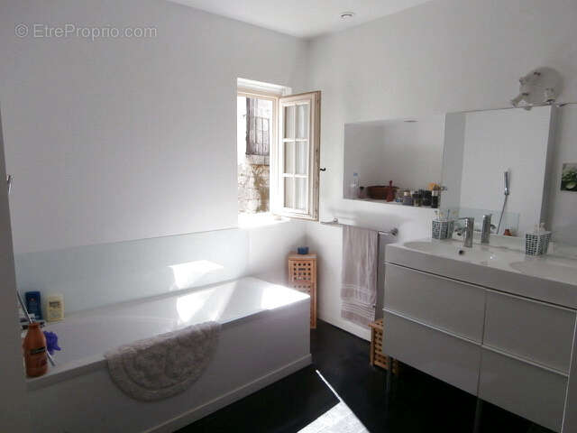 Appartement à ISSIGEAC