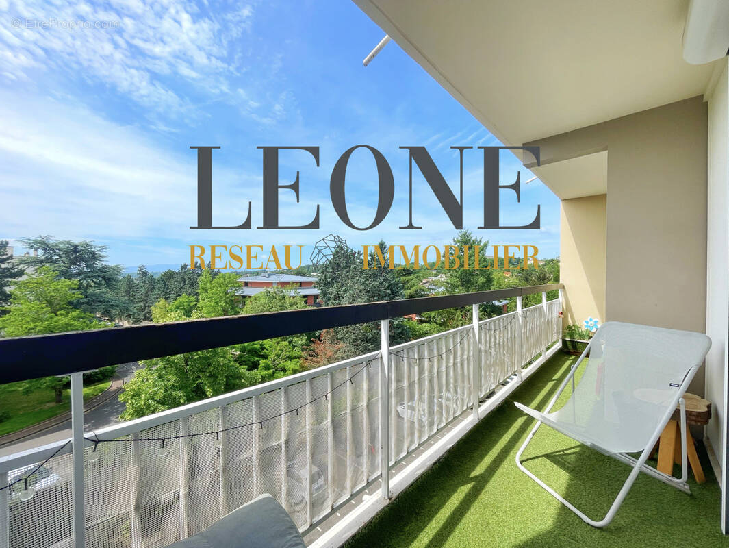 Appartement à SAINT-GENIS-LAVAL