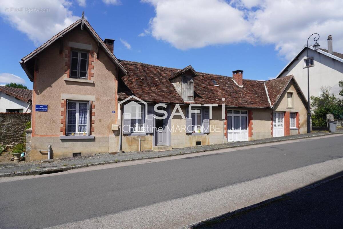 Photo 1 - Maison à LA MEYZE
