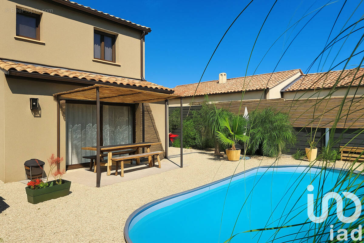 Photo 1 - Maison à POMEROLS