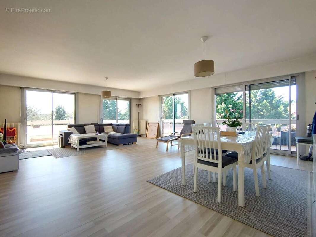 Appartement à CHAMBOURCY