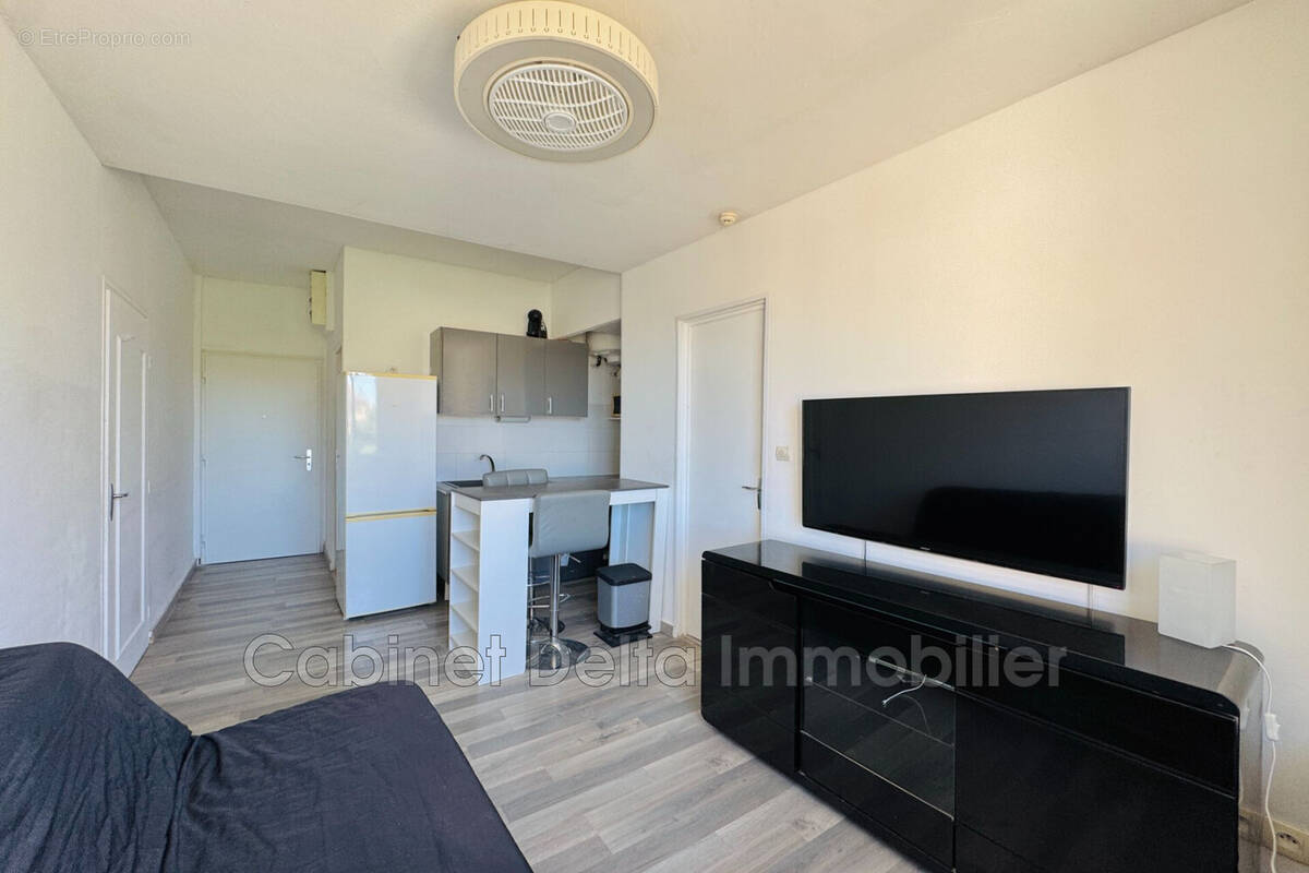 Appartement à SIX-FOURS-LES-PLAGES