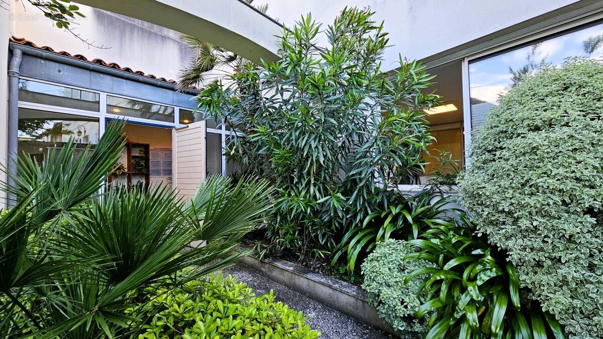 Appartement à SAINTES