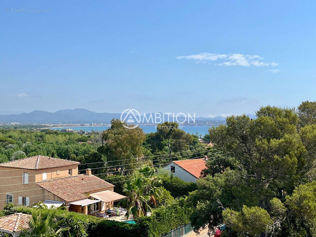 Appartement à FREJUS