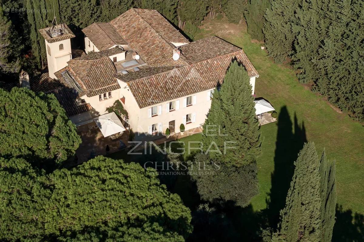 Maison à AURIBEAU-SUR-SIAGNE