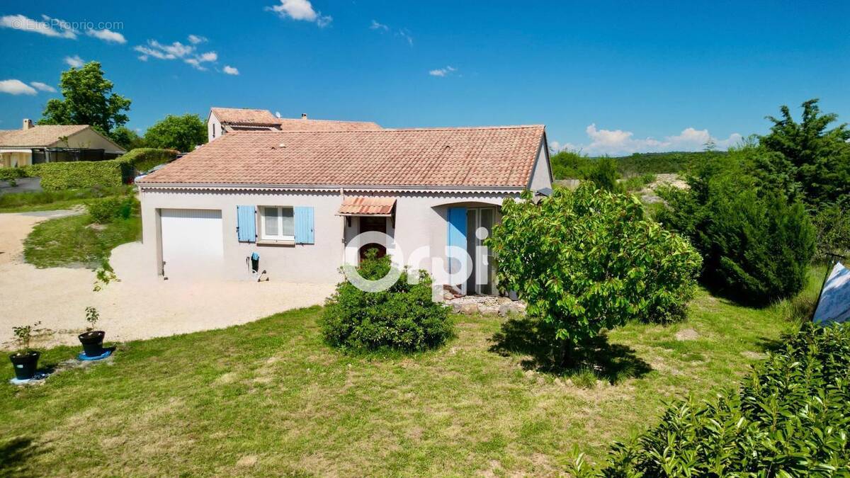 Maison à RUOMS