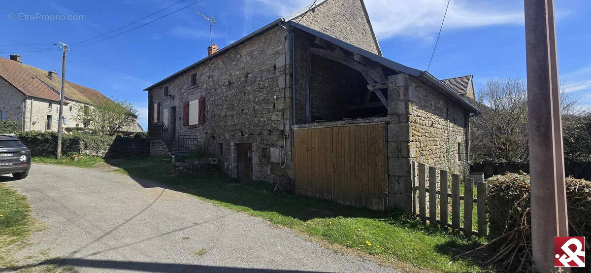 Maison à CHAMBERAUD