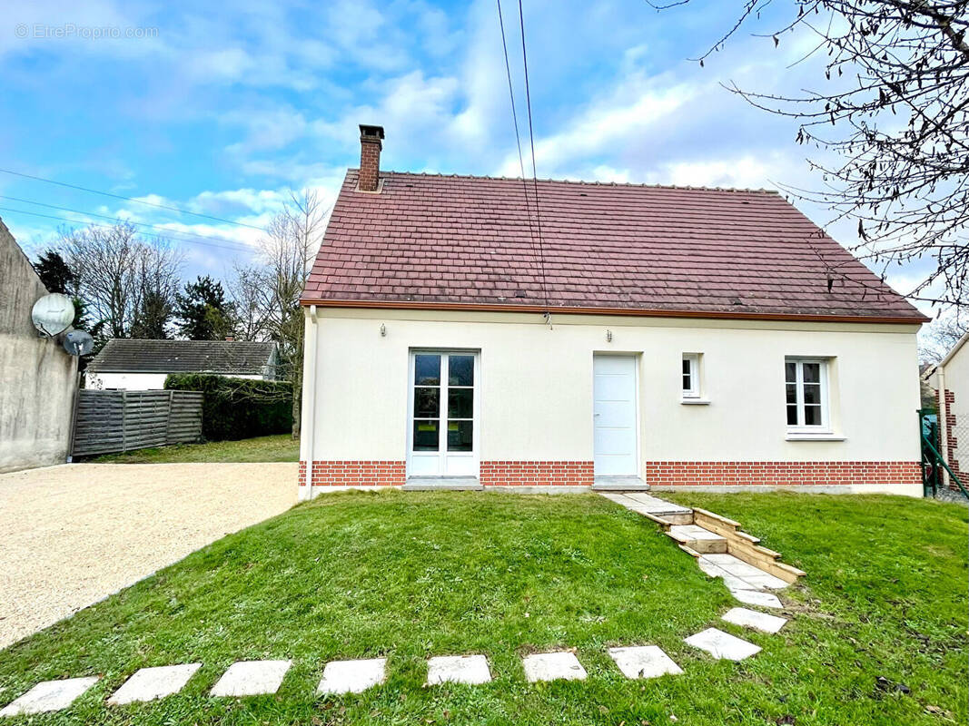 Maison à SAINT-CREPIN-IBOUVILLERS