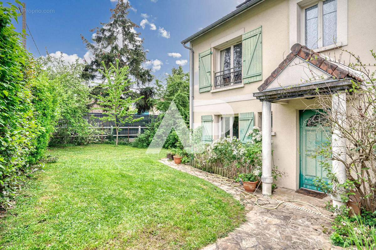 Maison à RUEIL-MALMAISON