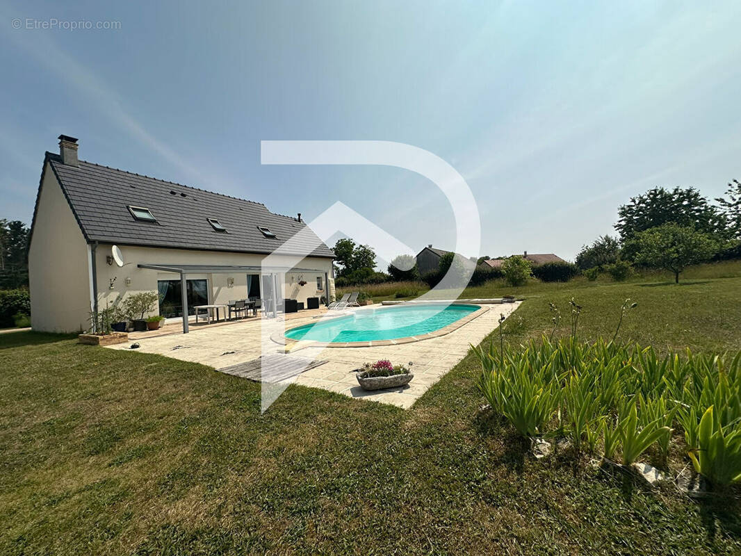 Maison à BAUGY