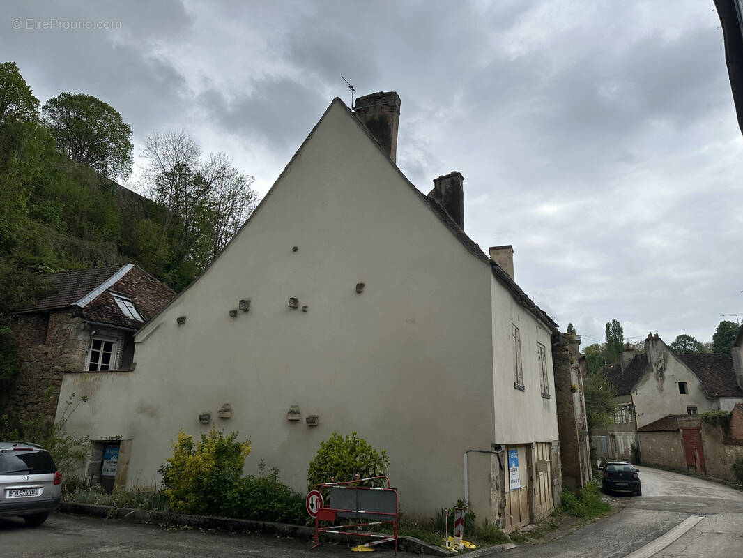 Maison à SEMUR-EN-AUXOIS