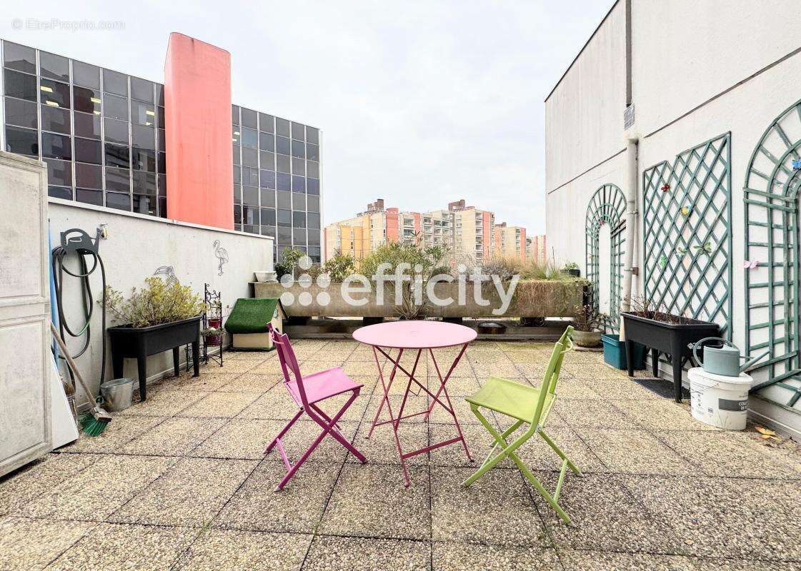 Appartement à MAISONS-ALFORT