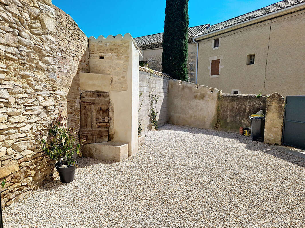Maison à TAVEL