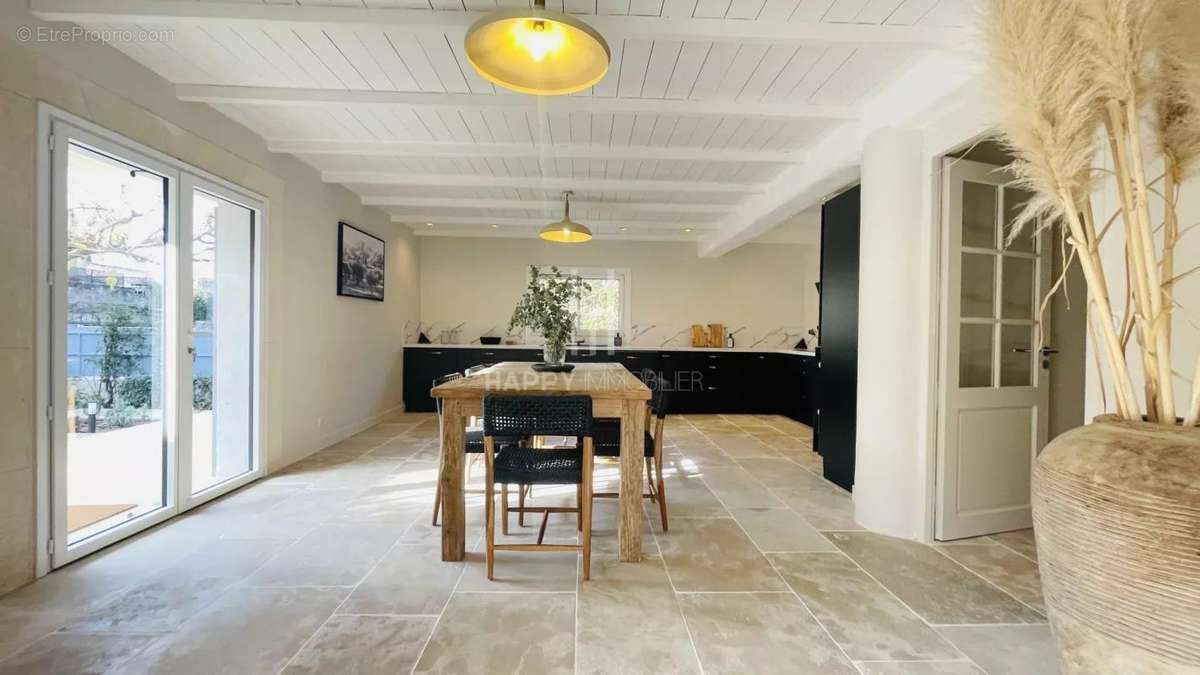 Maison à MAUSSANE-LES-ALPILLES