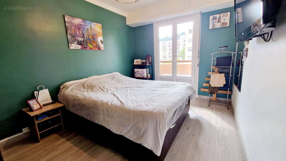 Appartement à ROQUEBRUNE-CAP-MARTIN